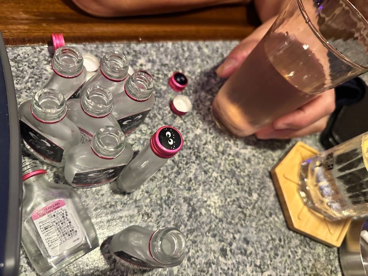 日曜は17時オープンです🥂🎉（写真2）